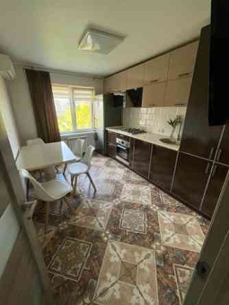 Сдам отличную 3-комнатную квартиру 65 м2 Ленинский р-н Донецк