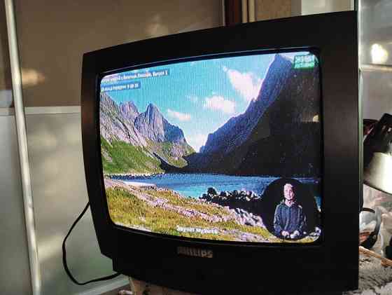 маленький с экраном 36 см в рабочем состоянии Донецк