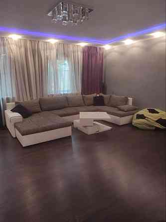 Продам дом с современным ремонтом, баня, сауна, 9 соток, Бакинские. Донецк