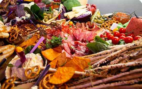 Кейтеринг в Москве и Подмосковье заказать по низкой цене с доставкой Москва