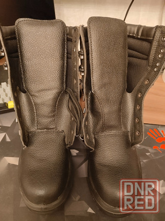 Продам 2 пары берц новые 1500р Донецк - изображение 1