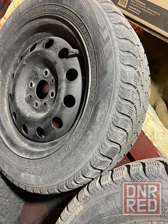 Продам зимние шины r14 176/65 5*98на дисках штампах Торез - изображение 1