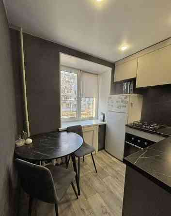 Сдается: 1 комнатная квартира Этаж: 2/5 Донецк