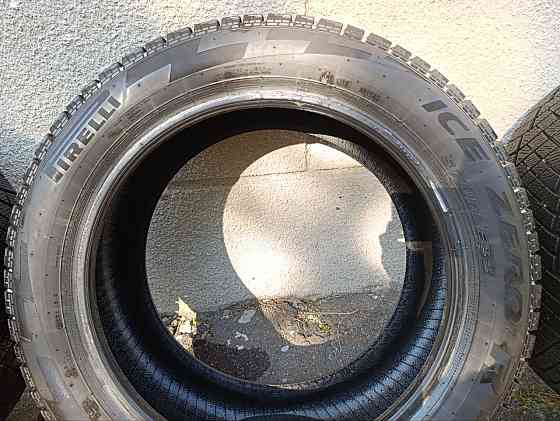 Резина Pirelli Ice Zero FR R17 Донецк