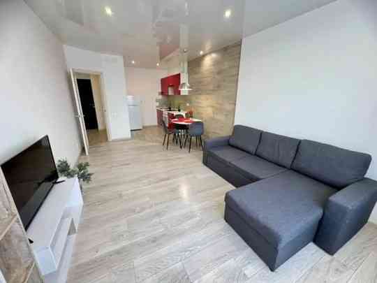 Сдам отличную 2-комнатную квартиру 44м2 Донецк