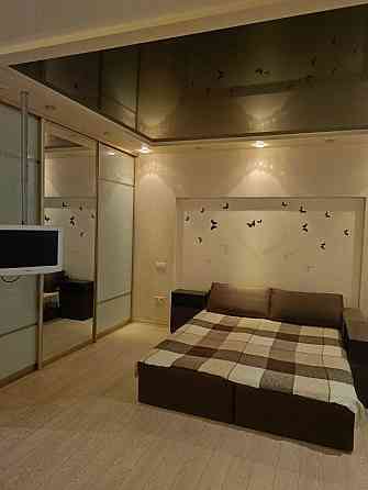 Сдается: двухкомнатная квартира Ворошиловский район, бульвар Школьный Донецк