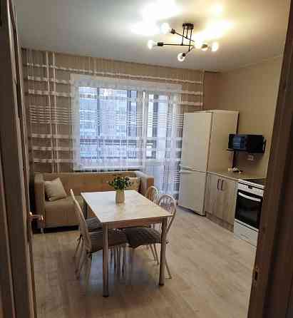 Сдается: Двухкомнатная квартира Микрорайон Широкий Донецк