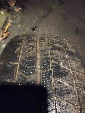 Продам зимнюю резину 1500р.за 4 колеса Донецк