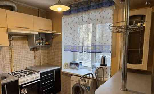 Сдается:2 комнатная квартира студия Этаж: 3/9 Донецк