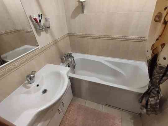 Сдаётся 2кв.Калининский рн.4/9 этаж.Общая площадь 50м2. квартире Донецк