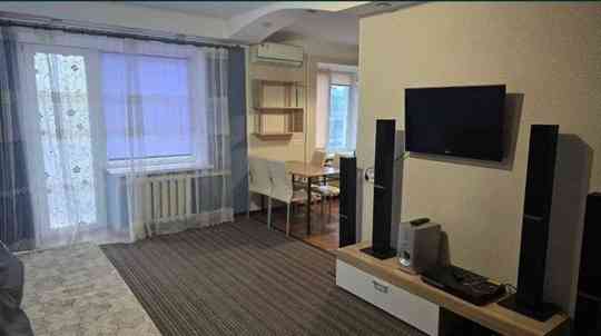 Сдаётся 2кв.Будённовский рн.4/5 этаж.Общая площадь 45м2 Донецк