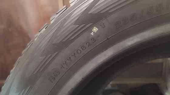 Шины зимние 235/55R17 Yokohama iceGuarg G075 (4шт) Донецк
