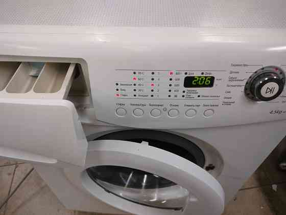 Стиральнвя машина Самсунг на 4.5 кг Донецк