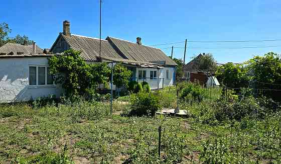 Волноваха, хороший дом с газом, водой, гаражом на участке земли 17 соток, срочно продаю 1.7 млн руб Волноваха