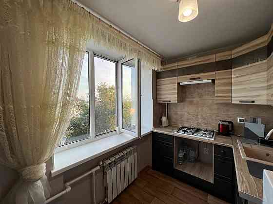 Продажа 2х-комнатной квартиры в центре с видом на море Мариуполь