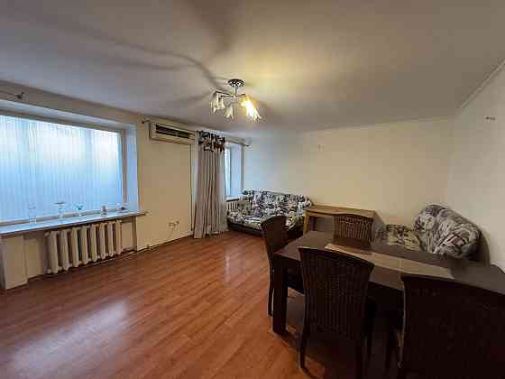 Крупногабаритная двухкомнатная на детском мире 70м2 Донецк