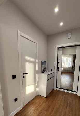 сдаем впервые 1комнатную квартиру с потрясающими закатами Ворошиловский район , пр-кт Комсомольский Донецк