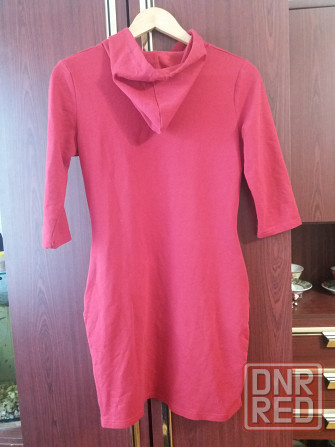 Продам платье красное трикотажное р. 44 Донецк - изображение 3