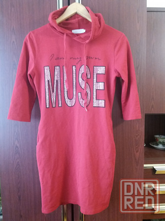 Продам платье красное трикотажное р. 44 Донецк - изображение 1