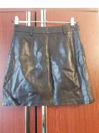 Продам юбку черную экокожа р. 40-42 Донецк