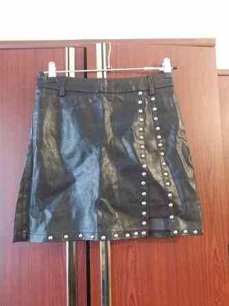 Продам юбку черную экокожа р. 40-42 Донецк