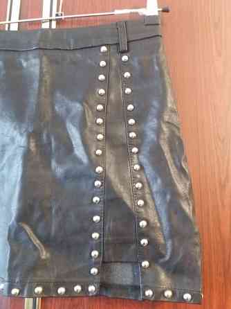 Продам юбку черную экокожа р. 40-42 Донецк