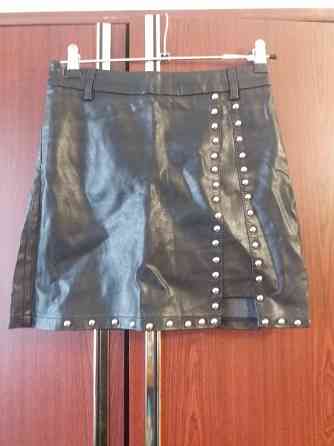 Продам юбку черную экокожа р. 40-42 Донецк