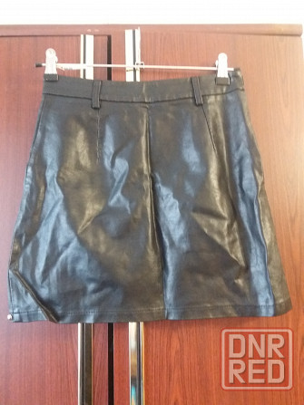 Продам юбку черную экокожа р. 40-42 Донецк - изображение 2