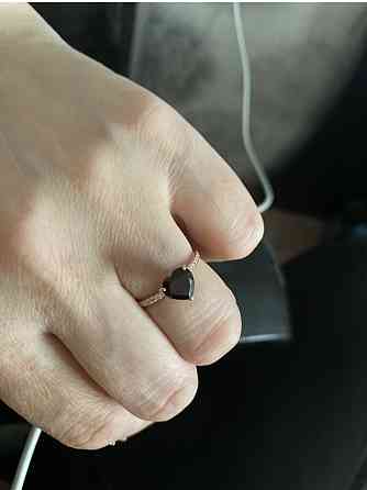 Кольцо с гранатом Донецк