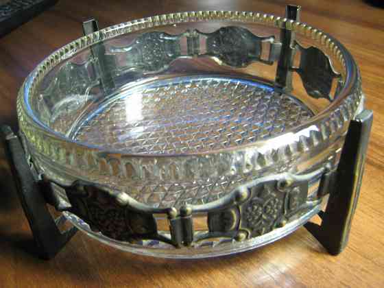 Продам конфетницу советских времен. Донецк