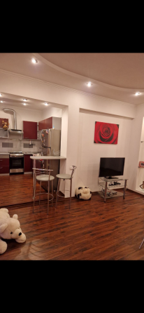 2-х комнатная квартира в центре Донецк