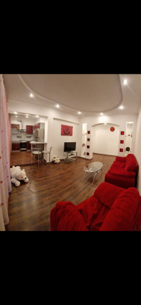 2-х комнатная квартира в центре Донецк