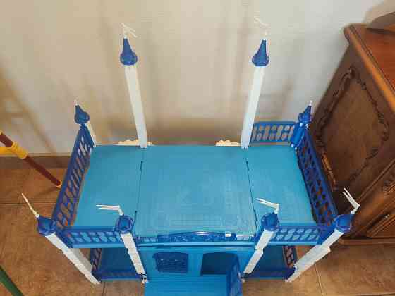 Продам замок снежной королевы Донецк