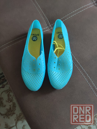 Отдам бесплатно обувь для бассейна Донецк - изображение 1