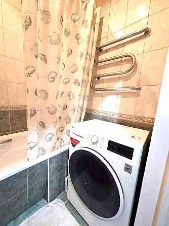 Продам с новым ремонтом 2025 года 3 к.кв 70 кв.м Сталинка Киевский Исполком Донецк