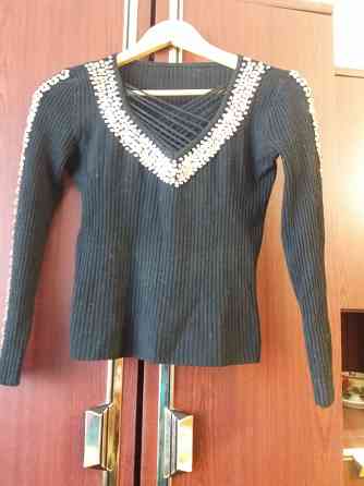 Продам свитер джемпер р. 42-44 бисер пайетки Донецк