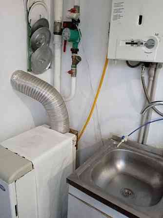 Продам дом в районе пл. Бакинских комиссаров Донецк