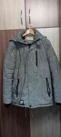 Продам зимнюю куртку подростковую Донецк