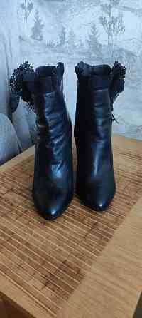 Продам ботинки демисезонные Донецк