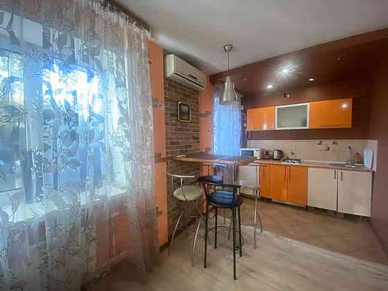 Продается однокомнатная квартира в Центре города Мариуполь