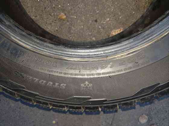 Продам резину зима 225/65/R17 Донецк