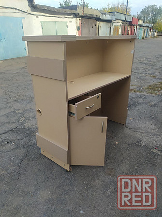 Стойка-ресепшен бу Макеевка - изображение 1