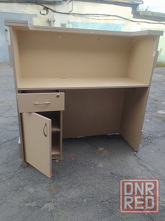 Стойка-ресепшен бу Макеевка - изображение 2