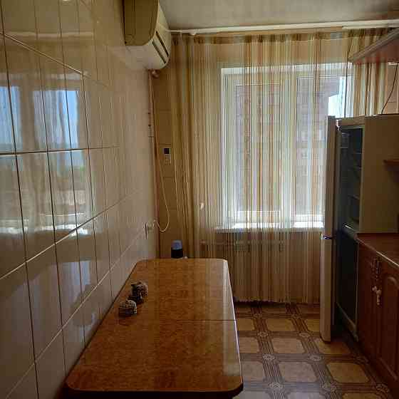 Сдам 2к.кв Левый берег Комсомольский бульвар Мариуполь