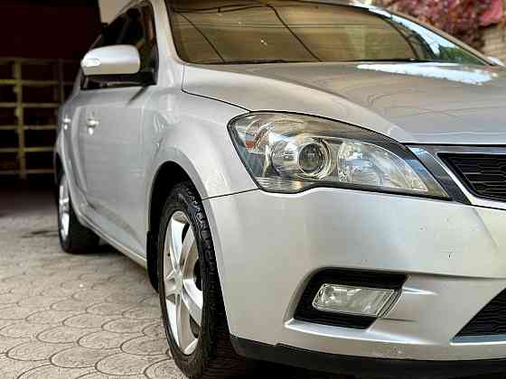 Продам автомобиль Донецк