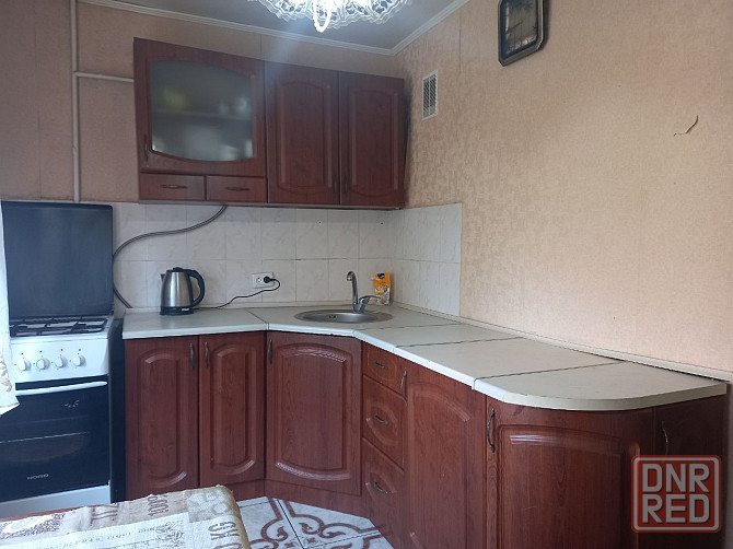 Сдам 1кв 21ЖМР Центральный район.Вода пострянно Мариуполь - изображение 1