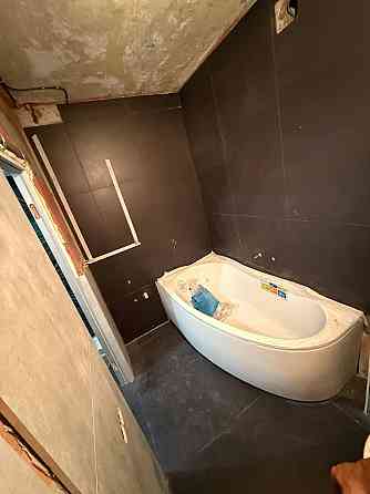 цена снижена!! продаётся 2к в центре на щорса Донецк