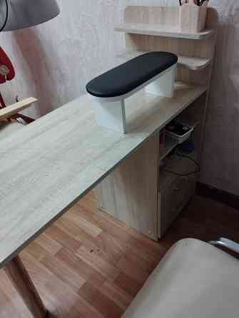 Продам стол маникюрный Макеевка