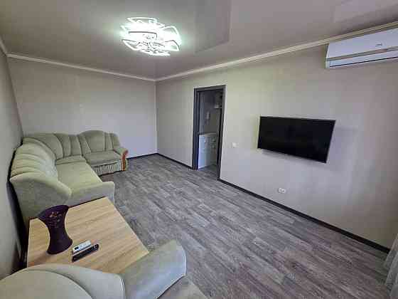 Сдам 2х.кв Центральный район 23ЖМР Мариуполь