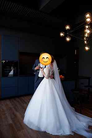 Продам свадебное платье Макеевка